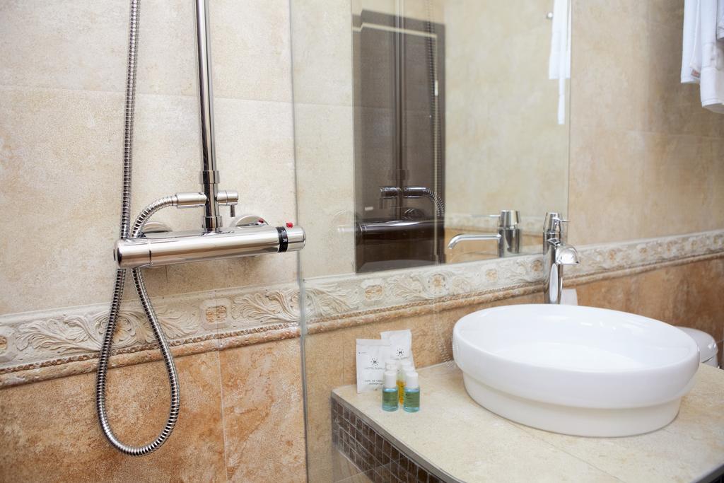 בלגרד Garni Hotel Fortuna חדר תמונה
