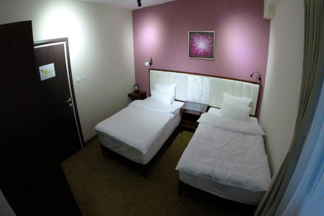 בלגרד Garni Hotel Fortuna מראה חיצוני תמונה