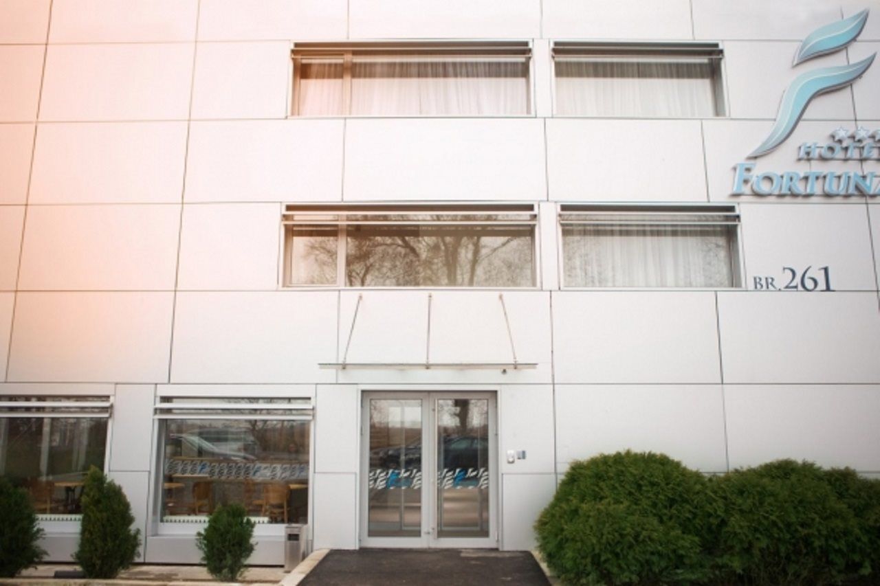 בלגרד Garni Hotel Fortuna מראה חיצוני תמונה